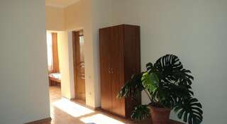 Гостиница Guest House Elvina in Sudak Судак Номер "Стандарт"-13